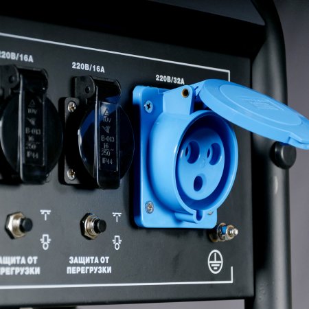 FUBAG Бензиновый генератор с электростартером и коннектором автоматики BS 6600 A ES в Тольятти фото