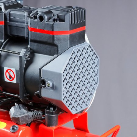 Компрессор безмасляный малошумный FUBAG Свободный Воздух (Free Air) 240/24/2.0 S в Тольятти фото