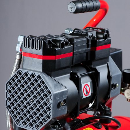 Компрессор безмасляный малошумный FUBAG Свободный Воздух (Free Air) 170/9/1.5 S в Тольятти фото